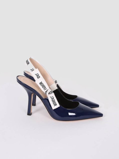 Christian Dior J'Adior Slingback Pump in Navy Patent LeatherHeels height in cm: 10Color: blue Blue Dior Shoes, Christian Dior Heels, Dior Slingback, Heels Dior, Dior Heels, Navy Blue Outfit, Navy Blue Boots, Navy Blue Pumps, Christian Dior Shoes