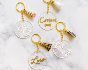 Gold keychain circle | Etsy Friendship Necklaces For 4, Large Key Rings, Bid Day Gifts, Keychain With Tassel, Gold Keychain, Monogram Keychain, Handwritten Calligraphy, Big Little Gifts, Custom Calligraphy