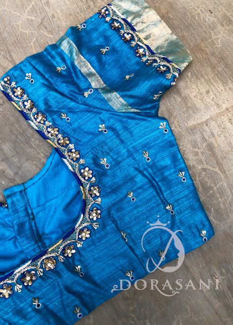 #maggamworkblouse #embroiderypatterns #saree #dresses #blousedesigns #bluedresses Dark Blue Blouse Designs, Combination Blouse Design, Light Blue Combination, Bridal Embroidery, Maggam Designs, Kerala Saree Blouse Designs, Blue Blouse Designs, Blue Combination, Blouse Works