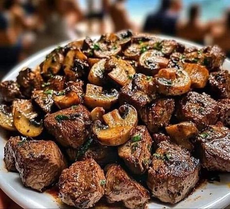 Quick and Delicious: Buttered Steak Bites with Mushrooms for Any Occasion - NewsBreak Steak Bites With Mushrooms And Onions, Steak Bites Dinner Ideas, Steak And Mushroom Recipes, Buttered Steak Bites, Snack For Guests, Steak Bites Recipes, Buttered Steak, Steak Bites With Mushrooms, Buttery Steak