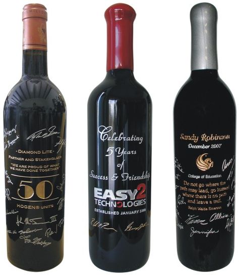 Custom Wine Bottles Engraved with Signatures - unique Retirement or Recognition Gifts Engraved Wine Bottles, Custom Wine Bottles, Wine Boutique, Personalized Wine Bottles, Recognition Gifts, Personalized Engraved Gifts, Team Mom, Holiday Events, Custom Wine