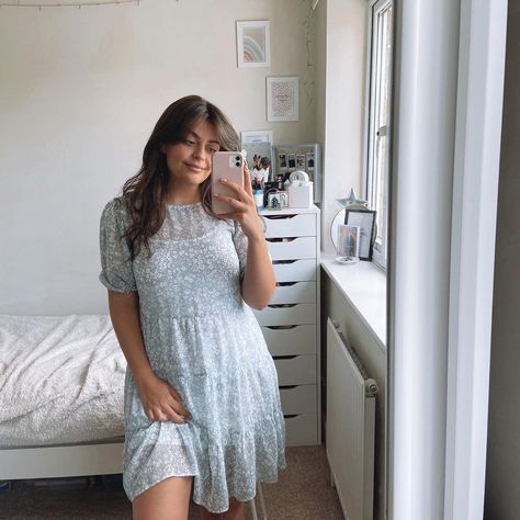 Midsize Summer Outfit, Mirror Selfie Outfit, Outfit Mirror Selfie, Small Bedroom Ideas For Women, Outfit Midsize, Fashion Midsize, Midsize Summer, Midsize Outfit, Outfit For Church