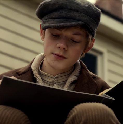 #Anne_with_an_e #Awae Cory Gruter Andrew, Gilbert And Anne, Orphan Girl, List Of Characters, Gilbert Blythe, Romantic Girl, Anne With An E, Anne Shirley, Enola Holmes