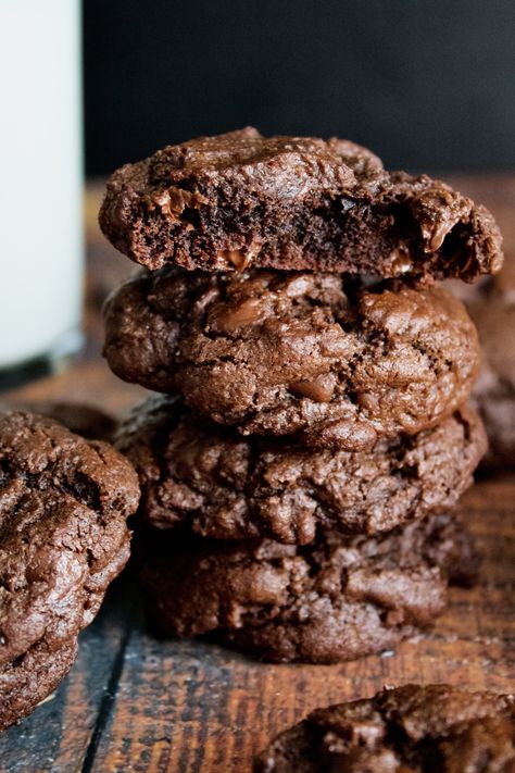 Giant Double Chocolate Cookies Giant Cookies, European Butter, Cinnamon Roll Cookies, Levain Bakery, Double Chocolate Chip Cookies, Double Chocolate Cookies, Christmas Snacks, Cookie Scoop, Chewy Cookie