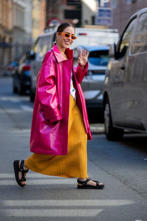 Fashion Week Spring Summer 2023, Maximalist Outfits, Colorful Street Style, Color Blocking Outfits, Kylie Jenner Style, Copenhagen Fashion, Street Style Edgy, Model Streetstyle, Copenhagen Style