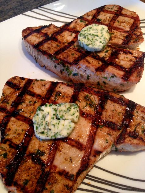 Smoked Ahi with Compound Butter - keviniscooking.com Tuna Steak On Pellet Grill, Blackened Ahi Tuna, Ahi Tuna Recipe, Traeger Cooking, Smoked Tuna, Ahi Tuna Steak, Tuna Steak Recipes, Big Chefs, Big Green Egg Recipes