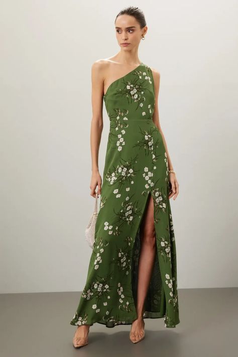 Rent Evelyn Floral Dress by Reformation for $50 only at Rent the Runway. Reformation Evelyn Dress, Black Tie Wedding Guest Dresses, Black Tie Wedding Guest, Black Tie Wedding Guest Dress, Elegant Black Tie, Floral Silk Dress, Black Tie Attire, Spring Wedding Guest, Dressy Dress