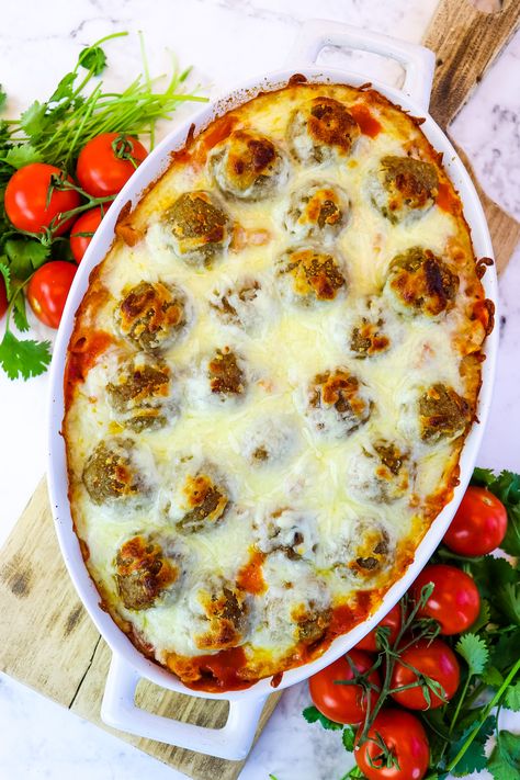 EASY Dump and Bake Meatball Casserole | Delightful E Made Dump And Bake Meatball Casserole, Meatballs Casserole, Casserole Pasta, Meatball Casserole Recipe, Baked Spaghetti And Meatballs, Dump And Bake, Easy Meatball, Easy Marinara Sauce, Meatball Dinner