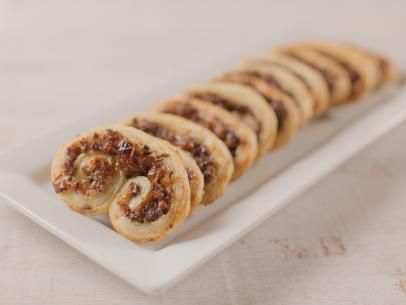 Sausage Parmesan Palmiers Recipe | Ree Drummond | Food Network Parmesan Palmiers, Palmiers Recipe, Food Network Recipes Pioneer Woman, Appetizers Easy Dips, Ree Drummond Recipes, Sausage Parmesan, Holiday Party Appetizers, Holiday Appetizers Easy, Holiday Appetizers Recipes