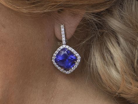 Queen Maxima’s Tanzanite Earrings Tanzanite Teardrop Jewelry With Matching Earrings, Tanzanite Marquise Earrings, Queen Maxima Jewellery, Tanzanite Drop Earrings, Luxury Faceted Tanzanite Jewelry, Luxury Tanzanite Gemstone Earrings, Diamond Ribbon, Tanzanite Earrings, Royal Tiaras