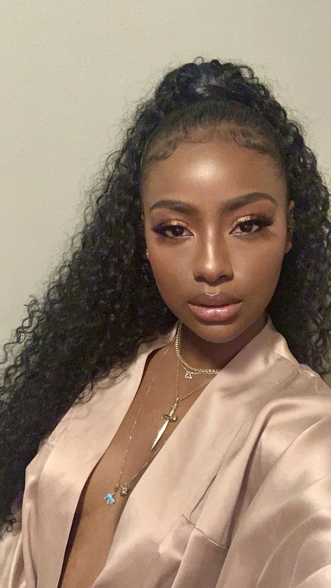 Justine Skye on Twitter: "two moods..… " Justine Skye, Dark Skin Beauty, Dark Skin Makeup, Makeup For Black Women, Girls Makeup, Black Beauty, Black Women Hairstyles, Skin Makeup, Baby Hairstyles