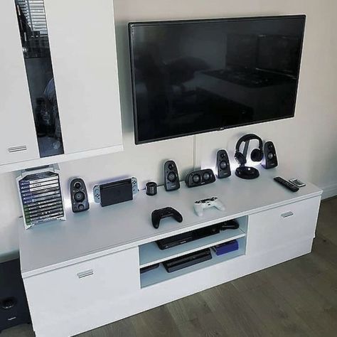 Playstation Room, Small Game Rooms, Video Game Room Design, Living Room Setup, Video Game Rooms, Bedroom Setup, Gaming Room Setup, Boys Bedroom Decor, Gamer Room