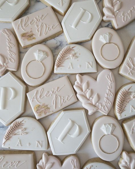 Kaitlyn Falzone-Shipp on Instagram: “pretty, boho engagement cookies for alexa & nic 🤍” Cat Wedding Cookies Decorated, Neutral Wedding Cookies, Simple Engagement Cookies, White And Gold Engagement Cookies, Neutral Bridal Shower Cookies, Boho Bridal Shower Cookies, Engagement Cookies Decorated, Boho Engagement Party, Engagement Party Cookies