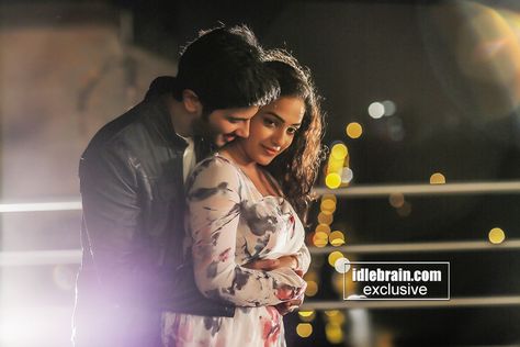 100 Days of Love Photo Gallery  http://idlebrain.com/movie/photogallery/100daysoflove1/index.html Guru Movie, Ok Kanmani, Bliss Movie, 100 Days Of Love, Prabhas And Anushka, Dulquer Salmaan, Nithya Menen, Love Guru, Cute Celebrity Couples