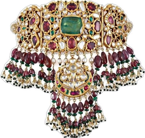 Sabyasachi Designs, Gold Jewelry Prom, Sabyasachi Mukherjee, Wedding Jewellery Designs, Choker Necklace Silver, Kundan Jewellery Bridal, Bridal Necklace Designs, Beautiful Bridal Jewelry, Kundan Jewellery Set