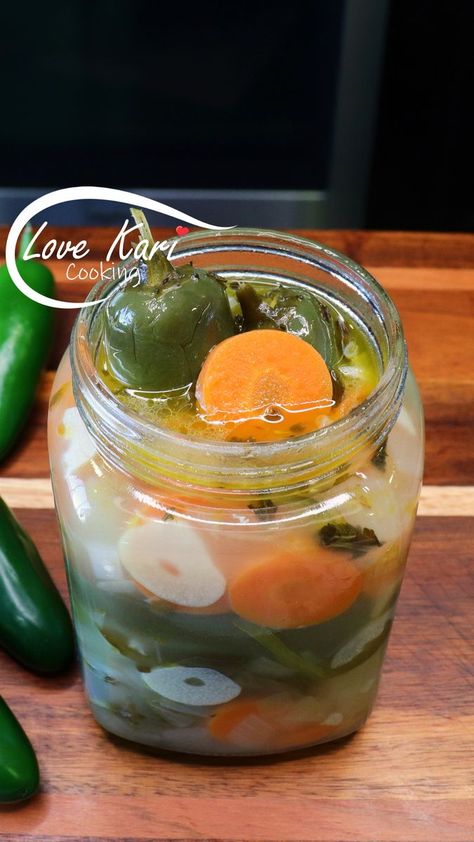 Homemade Pickled Jalapeños SO EASY Jalapenos en Escabeche. Pickled Jalapenos are a must-have in Mexican cuisine. They add flavor to tacos, tortas, soups, stews, burritos, huevos and carne asada. Once you try them, you'll never go back to canned ones. Make your own today, it's so easy!😋 I hope you enjoy this recipe. Please comment down below what recipe you will like to see next. Also, check out our YouTube Channel for more delicious recipes. Link in Bio 😊 PICKLED JALAPEÑOS INGREDIENTS: ► 1 sma Pickled Jalapeno Recipe, Canned Jalapenos, Pickled Jalapenos, Pickled Peppers, Jalapeno Recipes, Pickling Jalapenos, Spanish Cuisine, Pickled Veggies, Pickled Vegetables