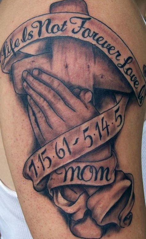 50 Designs You Should See Before Getting a Memorial Tattoo R.i.p Tattoos For Men, Tattoo Memory, Tato Salib, Memorial Tattoo Designs, In Loving Memory Tattoos, Tato Suku, Praying Hands Tattoo, Rip Tattoo, Tato Dengan Makna