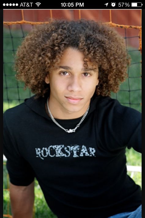 Corbin Bleu sexy self 😍😍 Corbin Blue, Chad Danforth, Fleamont Potter, Natural Makeup For Teens, Corbin Bleu, People Faces, Drawing People Faces, Male Actors, Disney Shoes