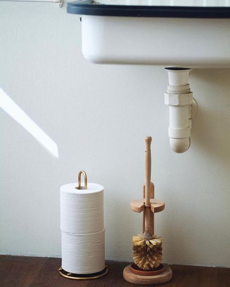 shop fog linen on Instagram: "Elevating bathrooms one brass piece at a time. Handmade paper caddies are in stock!" Brass Towel Holder, Brass Toilet Paper Holder, Fog Linen Work, Fog Linen, Opening A Boutique, Paper Towels, Paper Towel Holder, Paper Towel Rolls, Toilet Roll