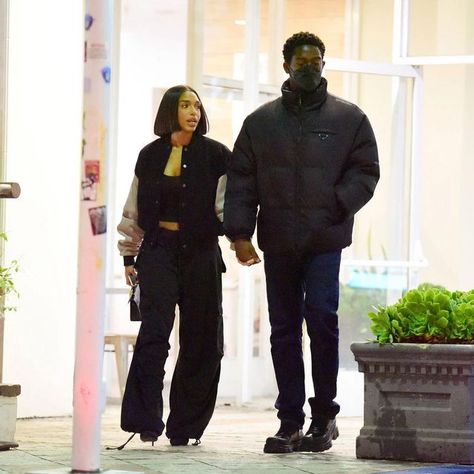 Michael B Jordan And Lori Harvey, Lori Harvey Hair, Date With Boyfriend, Damson Idris, Los Angeles Restaurants, Jordan Ones, Lori Harvey, Hold Hands, Michael B Jordan