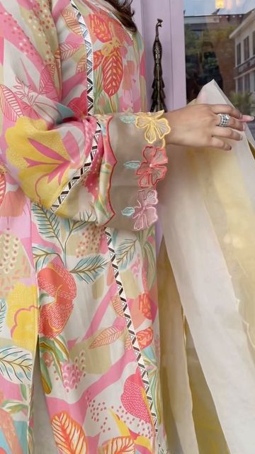 Printed Suit Stitching Design, Latest Pakistani Suits Designs 2024, New Suits Designs For Women, Sleeves Design For Suits, Lace Design On Suits, Cotton Dress Design, Suit With Lace, Lace Designs On Suits, Party Wear Outfits