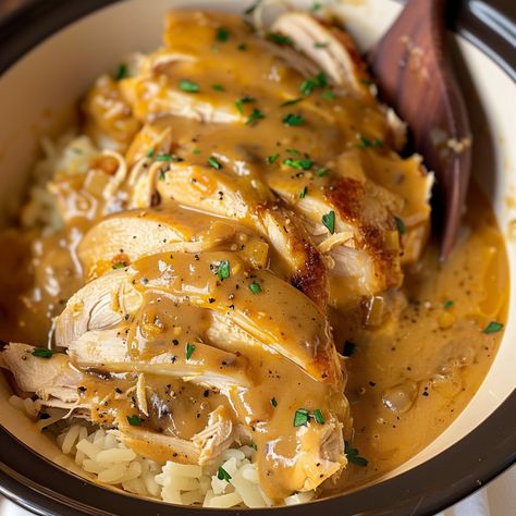 Whip up a comforting meal with this delicious Crockpot Chicken and Gravy recipe. Cooked to perfection in the slow cooker, the result is tender, juicy chicken smothered in a rich gravy, making it the perfect Crockpot Recepies, Crock Pot Chicken And Gravy, Amazing Dinners, Dressing Casserole, Chicken Salad Croissant, Crockpot Chicken And Gravy, Chicken Smothered, Zucchini Bake, Chicken And Gravy