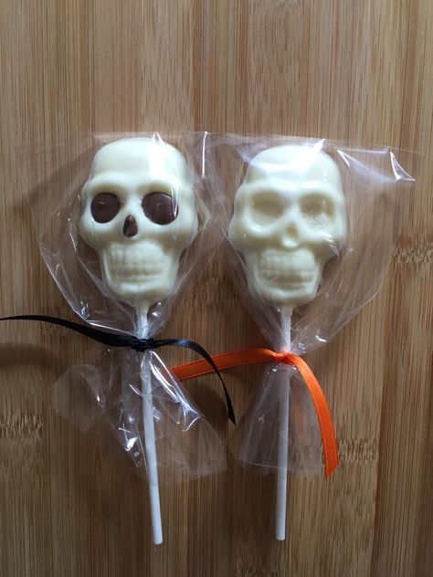 Chocolate skull lollipops $1 each comes in any color eyes you want Color Eyes, Lollipop, Ice Cream, Cream, Color