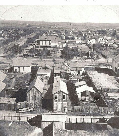 Downtown Colorado Springs, Bijou and Tejon 1879... Old Western Towns, Louisiana Purchase, Western Town, Oregon Trail, Pikes Peak, Baghdad, Denver Colorado, Vintage Americana, Rio Grande