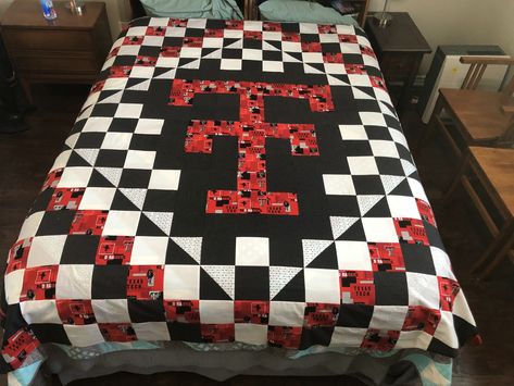 Texas Tech Quilt, Texas Tech Quilt Patterns, Texas Tech Decor, Alabama Quilt, Texas Quilt, Sports Quilts, Quilt Tips, Quilt Sewing Patterns, 14th Birthday