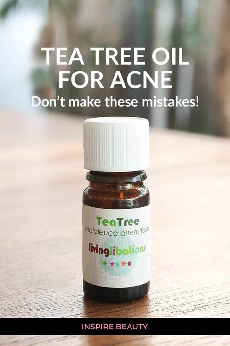 Tea Tree Oil For Acne (And The Mistakes To Avoid) - Inspire Beauty Remedy For Acne, Tea Tree Oil Uses, Tea Tree Oil For Acne, Natural Acne Remedies, Natural Acne, Acne Oil, Acne Remedies, Skin Remedies, Skin Essentials