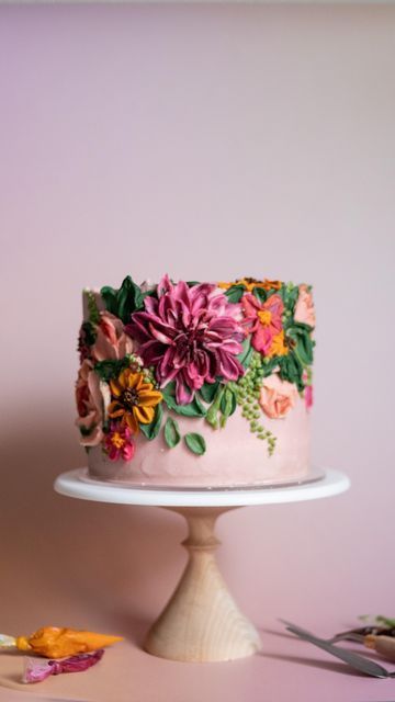 Fancy Buttercream Cakes, Colorful Buttercream Cake, Buttercream Art Cake, Piped Flower Cake, Colorful Flower Cake, Painted Floral Cake, Floral Buttercream Cake, Floral Birthday Cake, Study Hall