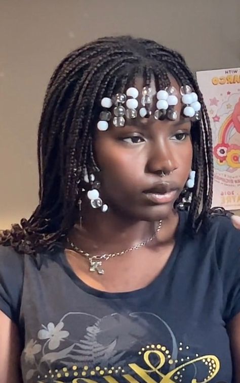 Bead Bangs Braids, Beaded Bangs Hair, Braided Bangs With Beads, Beaded Braids With Bangs, 4c Hairstyles With Bangs, Braids With Shells And Beads, Braids With Bangs And Beads, Bangs With Beads, Raindrop Braids Beads