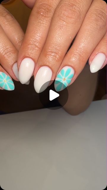 maddie | nail technician on Instagram: "how to paint / create the 3-D flowers you’ve seen all over my page!

Inspo @ilsa.nails_studio 

PREP: @ericasata safety smooth top, precision flame, polisher 
BASE: @luminary_nail_systems Presence 

Nail Art Tutorial | Textured Nail Art" Textured Nail Art, Toe Nail Art, Sleeveless Dress Summer, Nail Technician, Nail Art Tutorial, Art Tutorial, How To Paint, 3 Things, Dress Summer