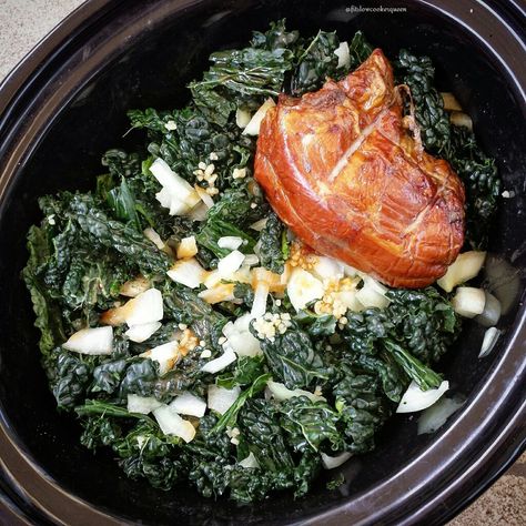 Slow Cooker Kale Greens with Smoked Turkey Kale In Crockpot, Kale With Smoked Turkey, Instant Pot Greens, Crockpot Kale, Greens With Smoked Turkey, Turkey Cooker, Kale Greens, Greens Recipes, Turkey Crockpot Recipes