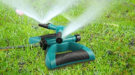 A comprehensive look at some of the best sprinkler systems for above ground use, including reviews and basic reasons for having above ground sprinklers. Summer Outdoor Games, Kids Sprinkler, Lawn Irrigation, Sprinkler Irrigation, Garden Sprinklers, Sprinkler Heads, Water Sprinkler, Lawn Sprinklers, Big Garden