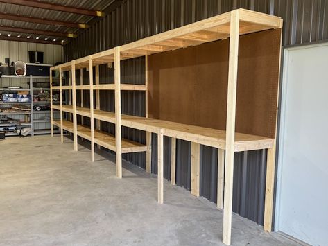 Garage Kasten, Wooden Garage Shelves, Garage Workbench Plans, Garage Racking, Garage Mudroom, Garage Storage Inspiration, Shop Shelving, Diy Storage Shelves, Garage Workshop Organization