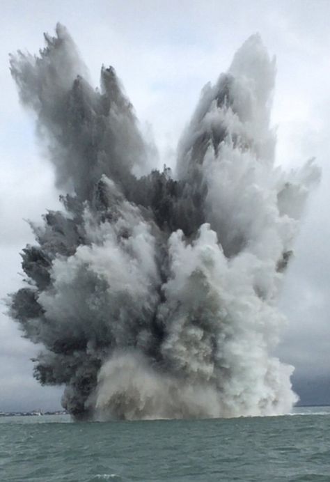 Royal Navy bomb disposal experts have carried out a controlled underwater explosion after discovering a Second World War German mine on the seabed in the Solent Navy Eod, Mars In Gemini, Sarah Kane, Simon Wiesenthal, Collage Art Ideas, Ocean Exploration, Merchant Navy, Jewish History, Isle Of Wight