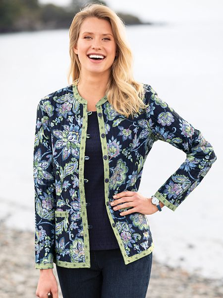 Pattern for (or to make) a quilted reversible jacket? sewing discussion topic @ PatternReview.com Quilted Jacket Pattern, Jacobean Floral, Jacket Sewing, Classic Clothes, Quilt Jacket, Classic Women, Reversible Jacket, Message Boards, Floral Jacket