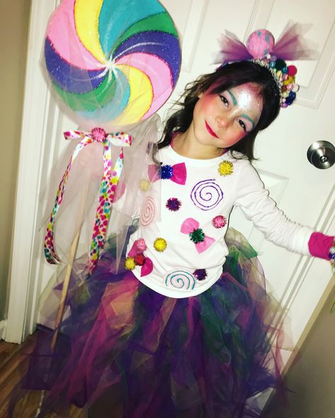 Diy Lollipop Costume, Candy Monster Costume, Candy Princess Costume, Candy Halloween Costume Diy, Candy Costume Diy, Cotton Candy Costume Diy, Candy Crush Costume, Popcorn Costume Diy, Candy Girl Costume