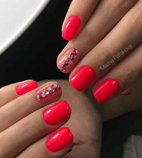 Neon Coral Nails, Coral Nail Polish, Bright Pink Nails, Nagellack Trends, Coral Nails, Gel Nail Art Designs, Modern Nails, Best Nail Art Designs, Bright Nails