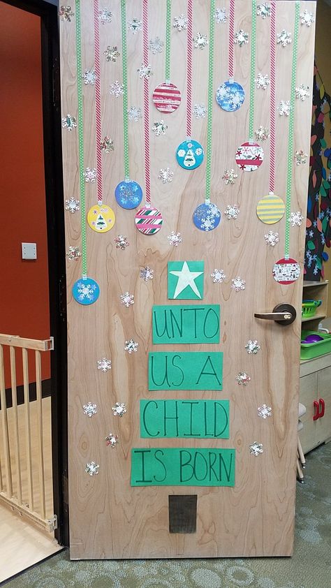 Sunday School Christmas Door Ideas, Christian Christmas Classroom Door Ideas Preschool, Religious Christmas Classroom Door Ideas, Advent Door Decorations For School, Advent Classroom Door, Christian Christmas Classroom Door Ideas, Kids Church Christmas Decorations, Christian Christmas Door, Christmas Sunday School Bulletin Boards