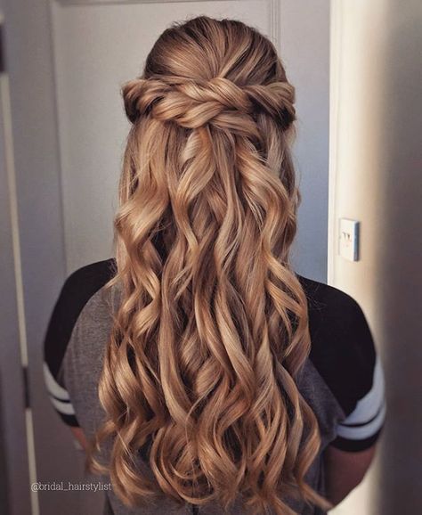 Bridesmaid Braided Hairstyles, Down Hairstyles Braid, Braid Half Up, Half Up Curls, Braid Half Up Half Down, Half Up Wedding Hair, Hairstyles Braid, Boho Hairstyle, Mother Of The Bride Hair