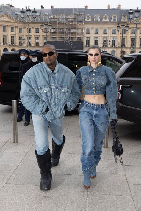 KANYE West and Julia Fox have split just two weeks after the rapper declared his love for his ex Kim Kardashian. The 44-year-old has also targeting Kim’s new man Pete Davidson on social media. Julia’s rep confirmed the split to InTouch on Monday. They told the outlet: “Julia and Kanye remain good friends and collaborators […] Canadian Tuxedo Mens, Canadian Tuxedo Party, Men Denim Outfit, Moda Dope, Kendall E Kylie, Kanye Fashion, New Kanye, Fashion Week 2022, Denim Party