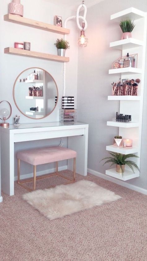 Bilik Tidur Perempuan, Teenager Bedroom, Aesthetic Bed, Closet Aesthetic, Makeup Room Decor, Closet Room, Dekorasi Kamar Tidur, Pinterest Room Decor, Bilik Tidur