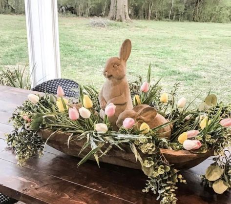 Living Room Small Table Decor, Spring Farm Table Decor, Spring Dough Bowl Decor, Easter Coffee Table Decor, Wooden Bowls Decor Ideas, Vintage Spring Aesthetic, Country Easter Decor, Spring Centerpiece Ideas, Vintage Spring Wedding