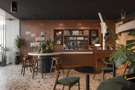 Check Out The First Listening Café & Bar In The Heart Of Kuala Lumpur - KL Foodie Japanese Listening Bar, Jazz Bar Interior, Jazz Kissa, Listening Bar, Music Restaurant, Japanese Coffee Shop, Interior Design Chair, Vinyl Cafe, Music Cafe