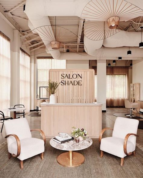 Wood Slat Wall Salon, Open Ceiling Salon, Open Floor Salon Ideas, Cute Reception Desk, Open Floor Plan Hair Salon, Salon Suites Floor Plans, Light And Airy Hair Salon, Beauty Salon Lighting Ideas, Beauty Reception Area