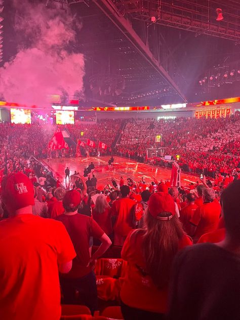 Houston cougars, basketball game University Of Houston Aesthetic, Basketball Game Aesthetic, Georgia Basketball, Texas College, Uconn Womens Basketball, College Job, College Education, Houston Cougars, University Of Houston