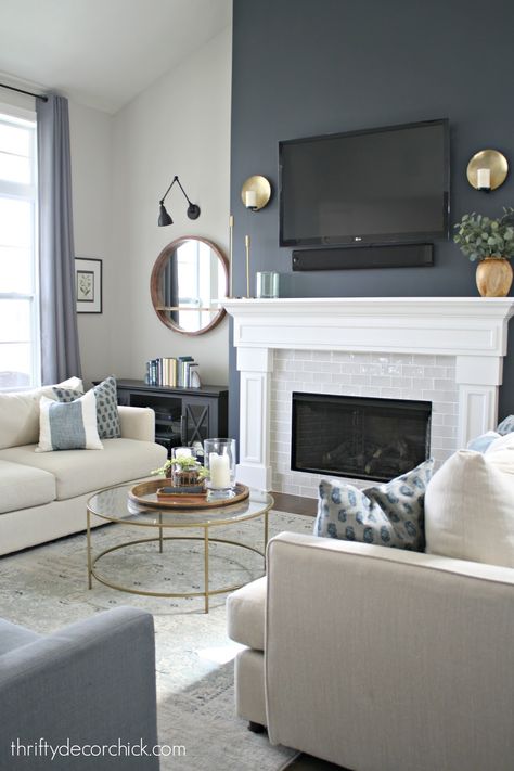 Gorgeous fireplace wall painted dark provides great contrast at Thrifty Decor Chick! Accent Fireplace, Dramatic Fireplace, Fireplace Transformation, How To Decorate Around A Tv, Fireplace Accent Walls, Tall Fireplace, Feature Wall Living Room, Paint Fireplace, Rustic Home Interiors