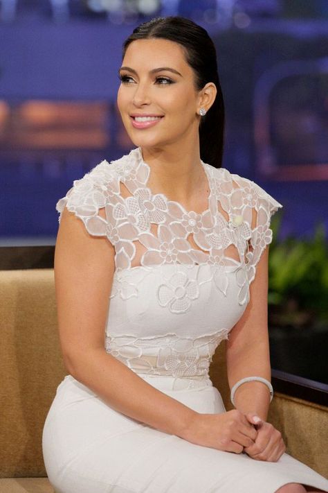 Kim K White Lace Styles, Kris Humphries, Jay Leno, Lace Top Dress, Lace Dress Styles, Lela Rose, Classy Dress Outfits, Latest African Fashion Dresses, African Design Dresses